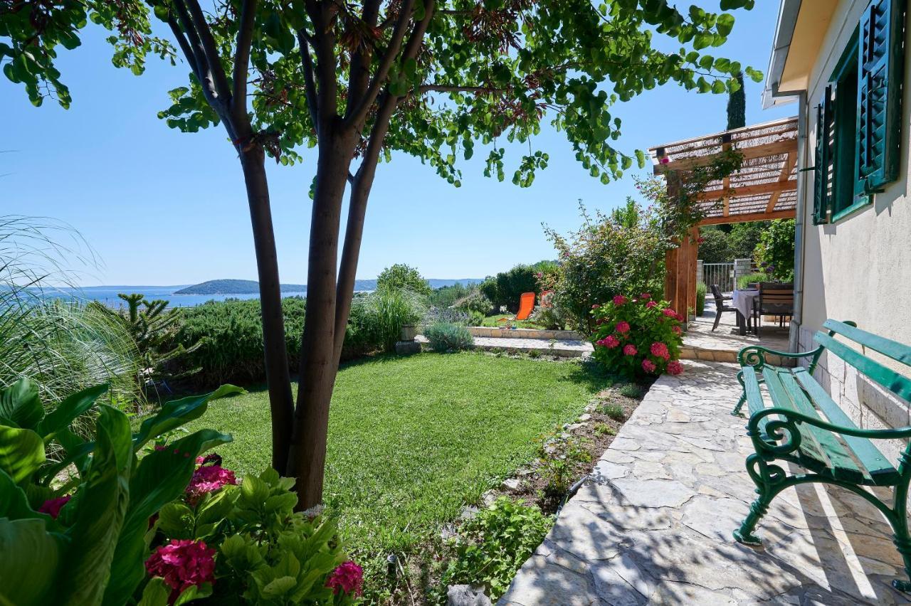 Villa Unique House Split Exterior foto